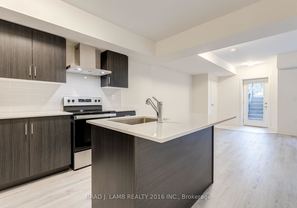 58-elizabeth-street-s-richmond-hill-ontario-n13646896