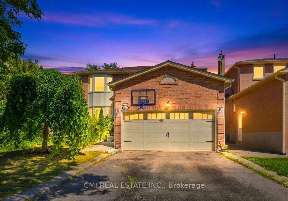 127-oconnor-crescent-richmond-hill-ontario-n13647062