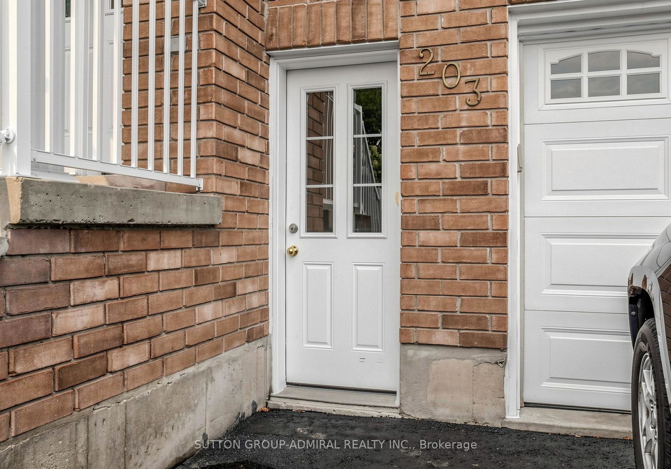 203-john-street-bradford-west-gwillimbury-ontario-n13647064