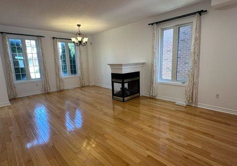 358-william-berczy-boulevard-markham-ontario-n13647072