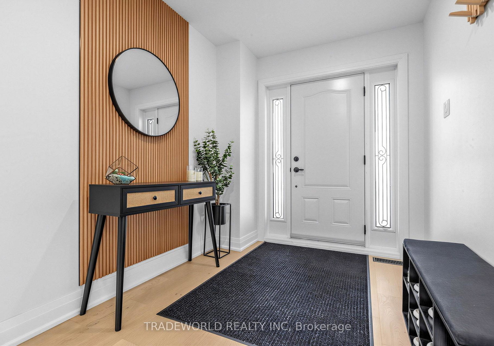 101-meadowbank-road-newmarket-ontario-n13647136