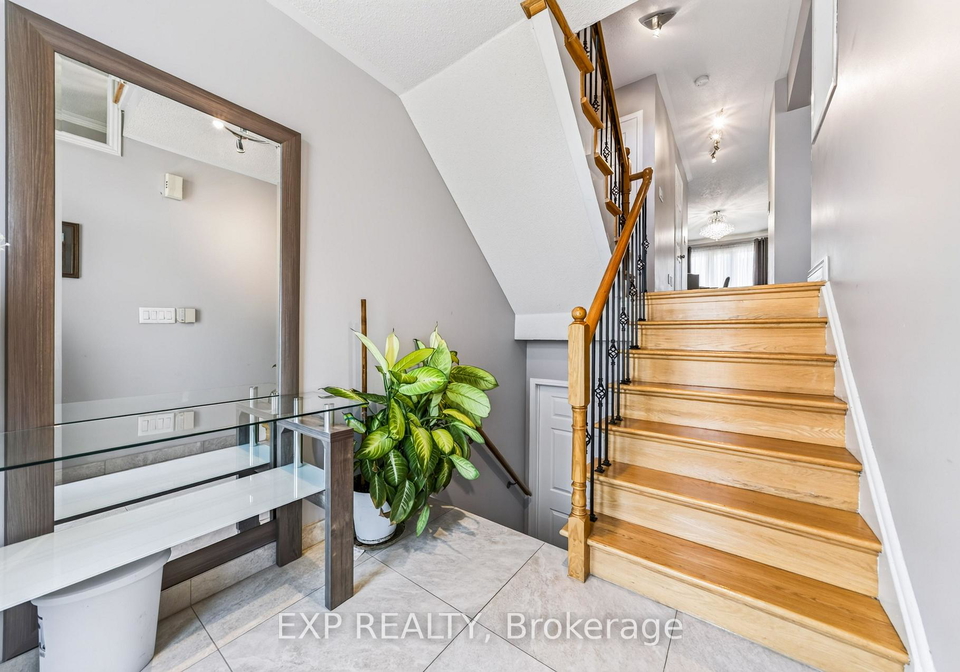 3-baffin-court-richmond-hill-ontario-n13647284
