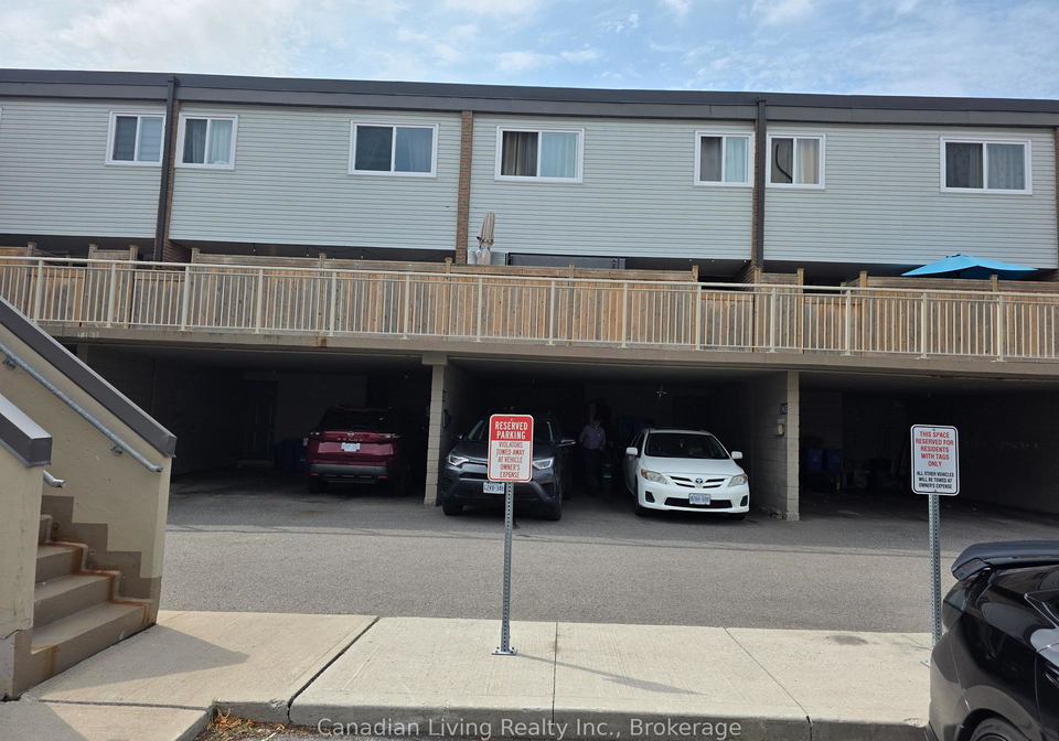138-milestone-crescent-aurora-ontario-n13647654