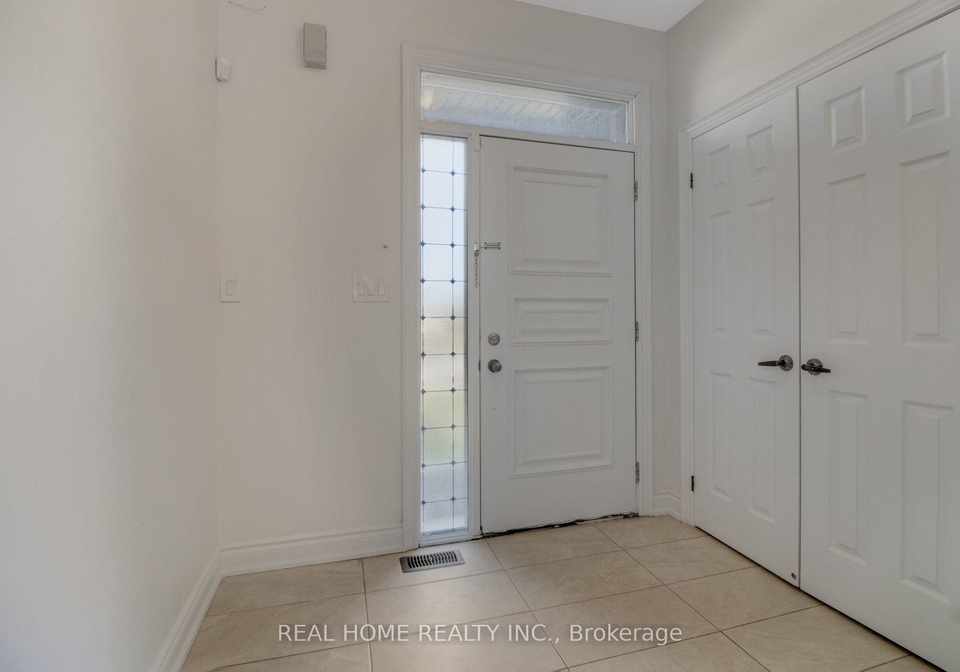 490-ritas-avenue-newmarket-ontario-n13648066