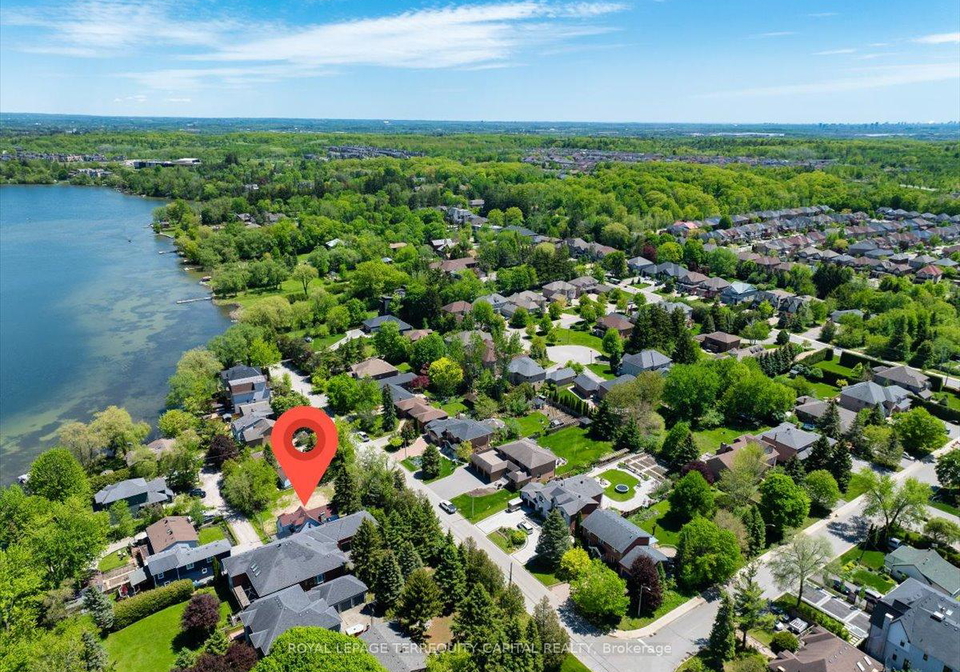 260-douglas-road-richmond-hill-ontario-n13648070