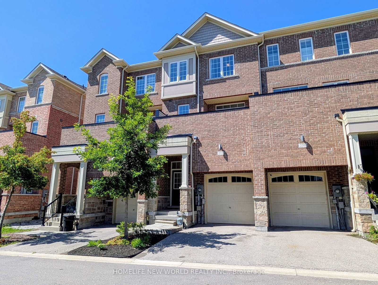 257-harding-park-street-newmarket-ontario-n13648180