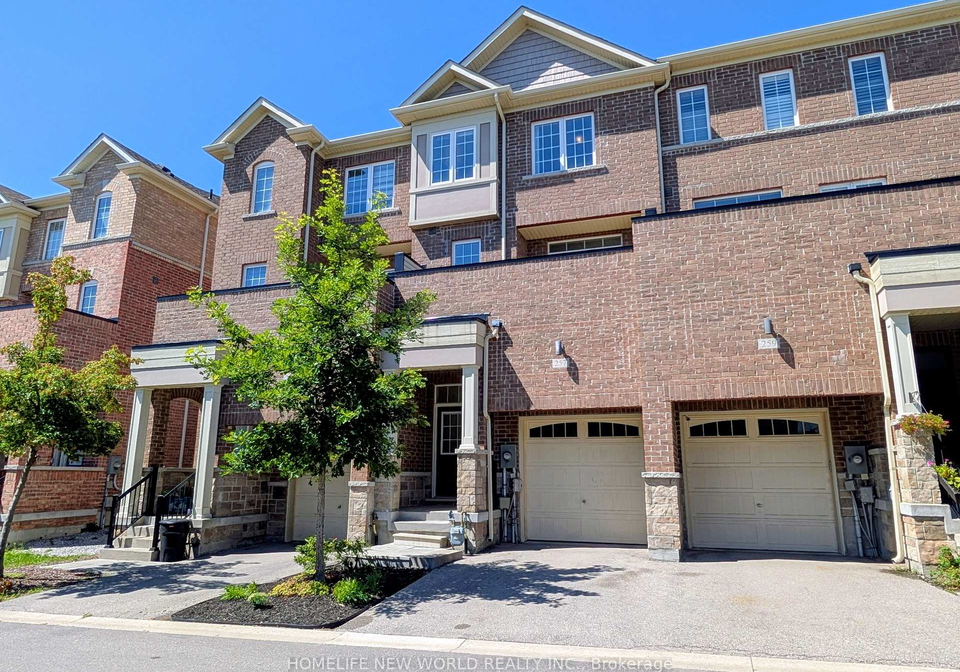 257-harding-park-street-newmarket-ontario-n13648180