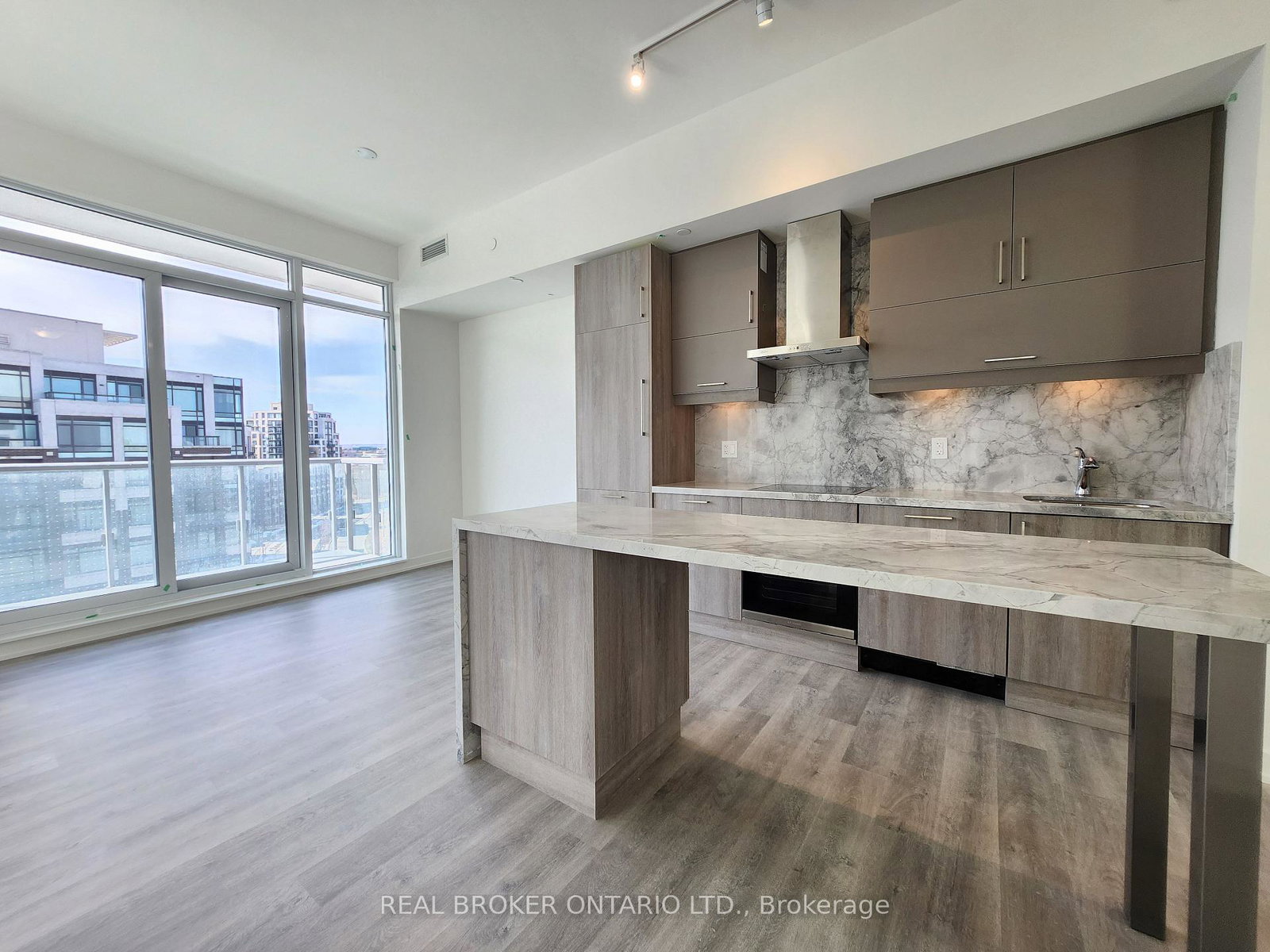 292-verdale-crossing-markham-ontario-n13648522