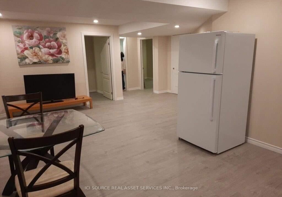 8-headford-avenue-richmond-hill-ontario-n13648582