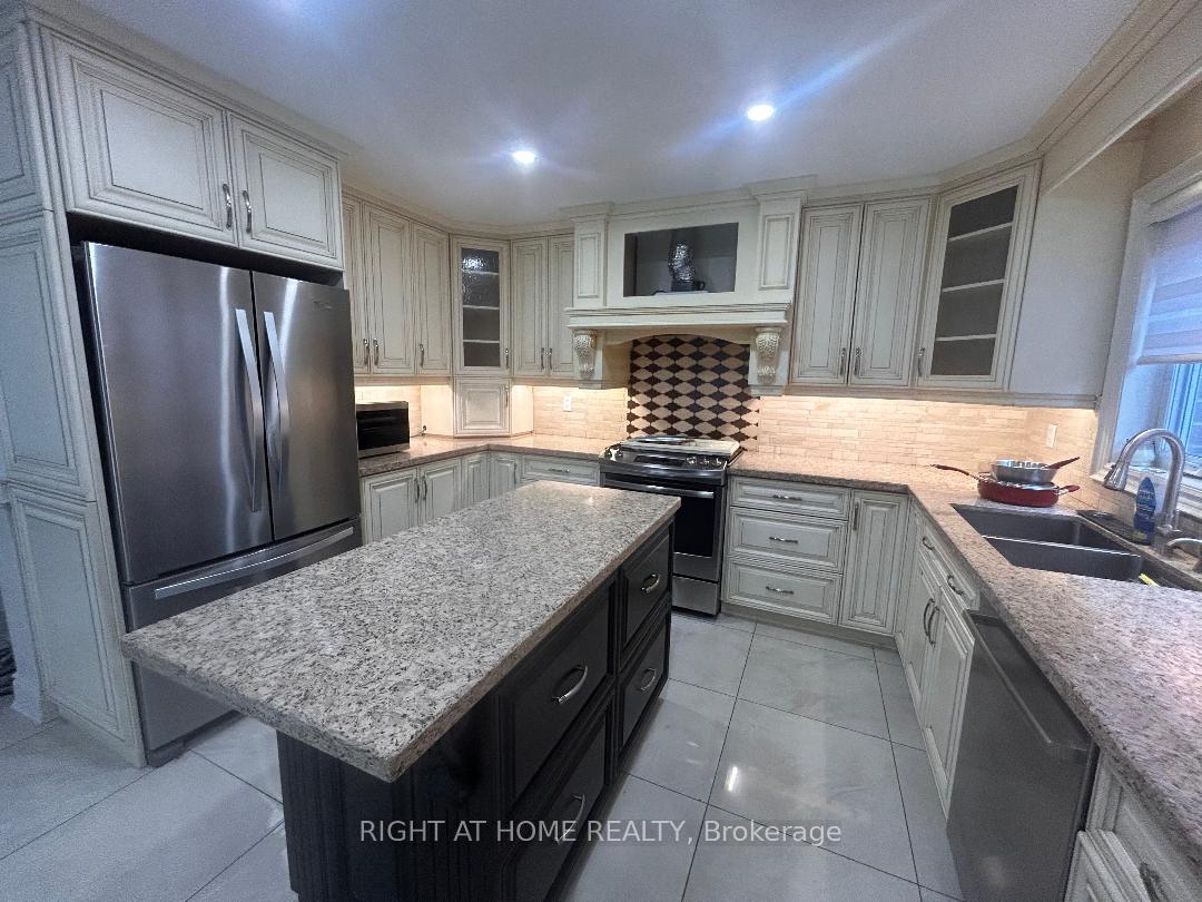 36-ellerby-square-n-vaughan-ontario-n13648684