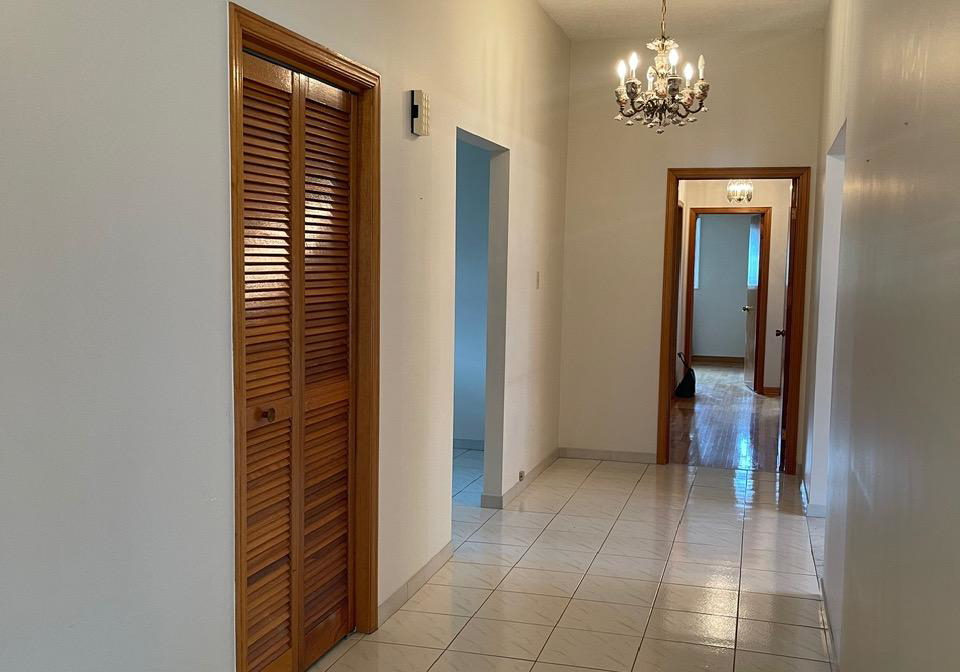227-elgin-millsmain-floor-road-w-richmond-hill-ontario-n13648896