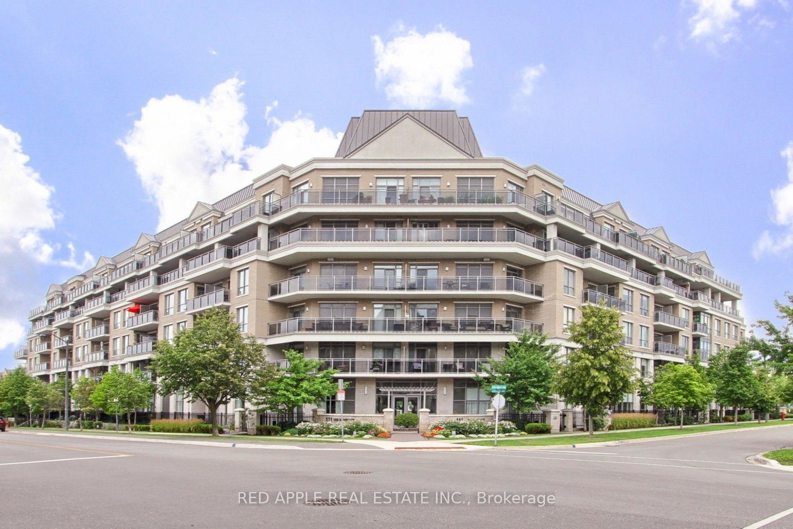111-civic-square-aurora-ontario-n13649270