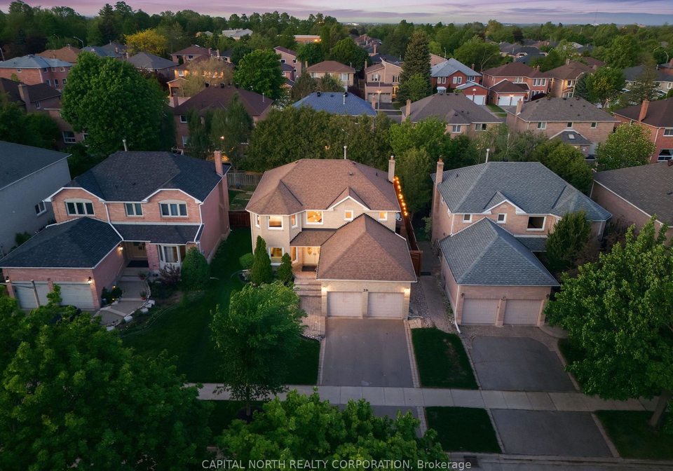 39-waterhouse-way-richmond-hill-ontario-n13649640
