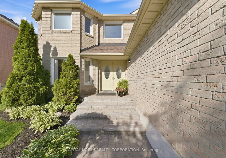 39-waterhouse-way-richmond-hill-ontario-n13649640