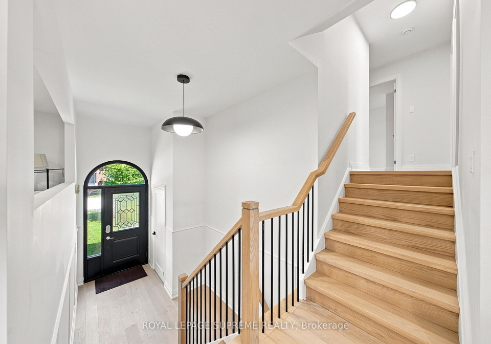 26-crown-crescent-bradford-west-gwillimbury-ontario-n13649690