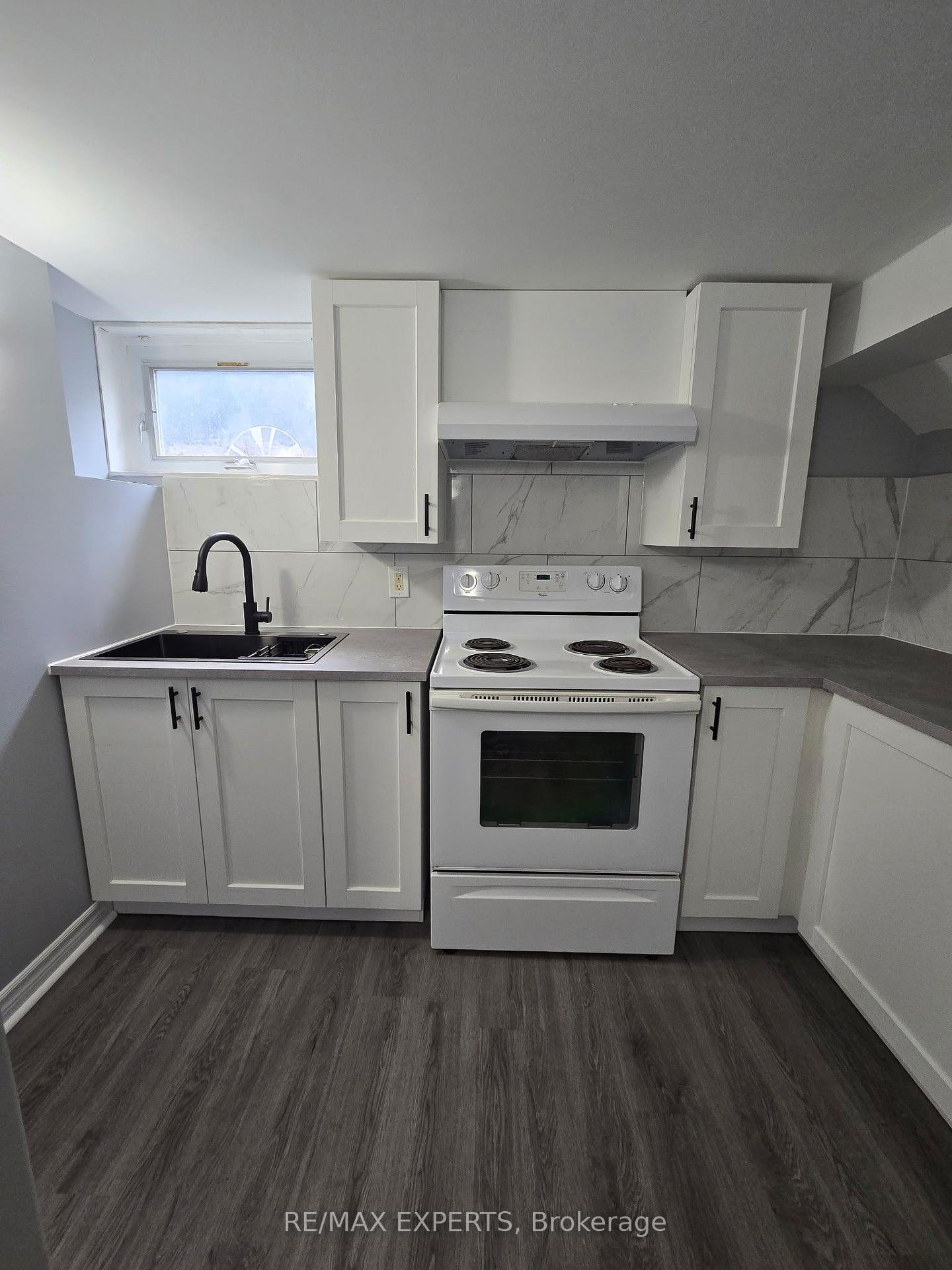 106-sheldon-avenue-newmarket-ontario-n13649786
