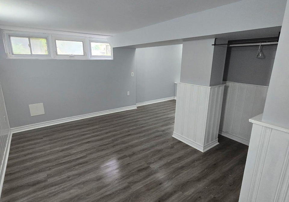 106-sheldon-avenue-newmarket-ontario-n13649786