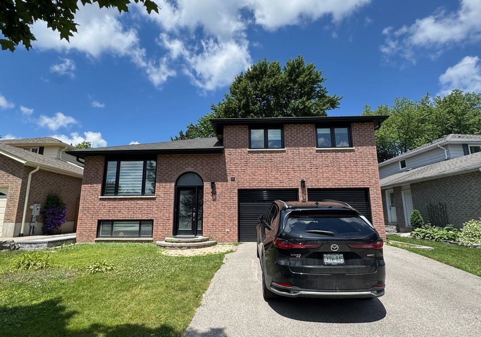39-crown-crescent-bradford-west-gwillimbury-ontario-n13649904
