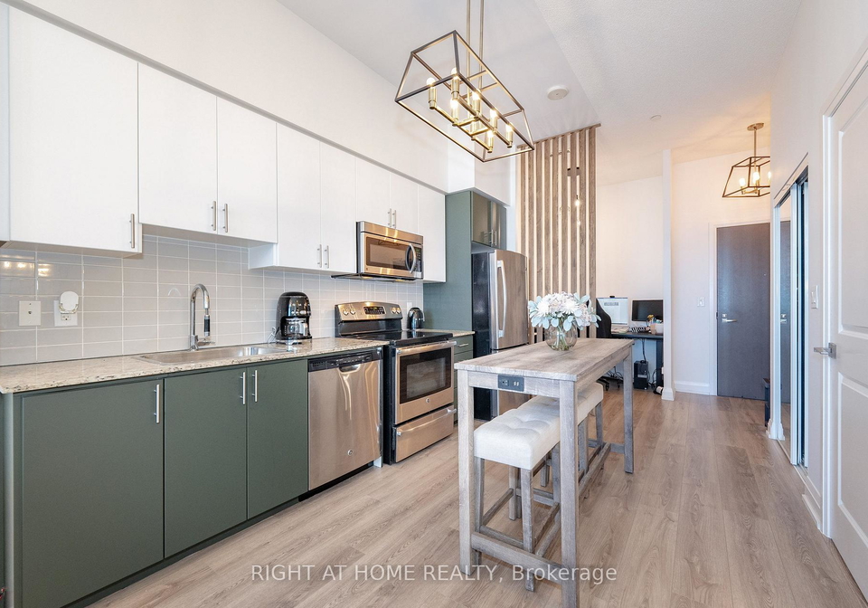 7171-yonge-street-markham-ontario-n13650706