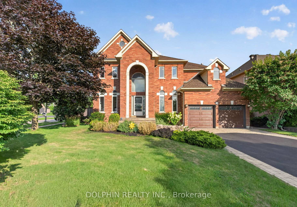 735-foxcroft-boulevard-newmarket-ontario-n13650760