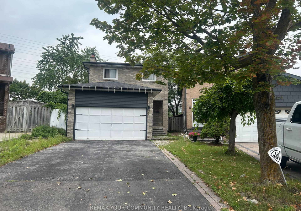 7-miles-court-richmond-hill-ontario-n13651380