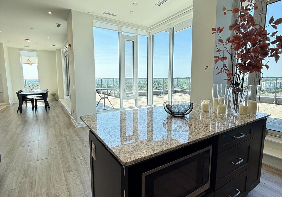9618-yonge-street-richmond-hill-ontario-n13651526