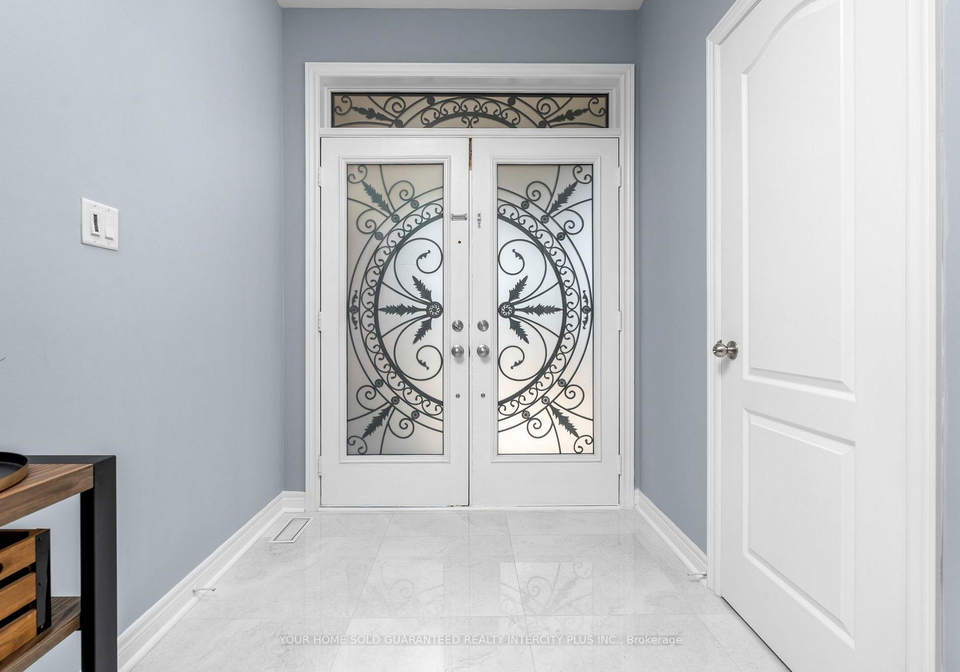 239-summerlyn-trail-bradford-west-gwillimbury-ontario-n13651642