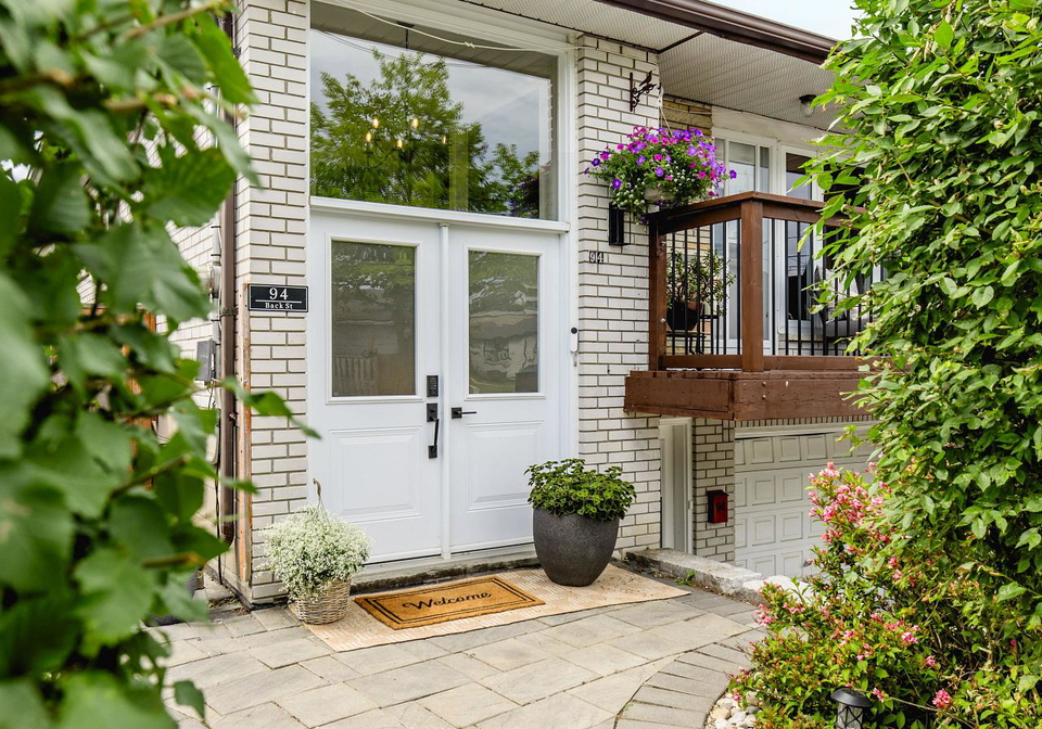 94-back-street-bradford-west-gwillimbury-ontario-n13651666