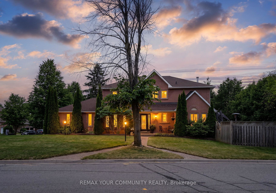 68-autumn-way-aurora-ontario-n13651936