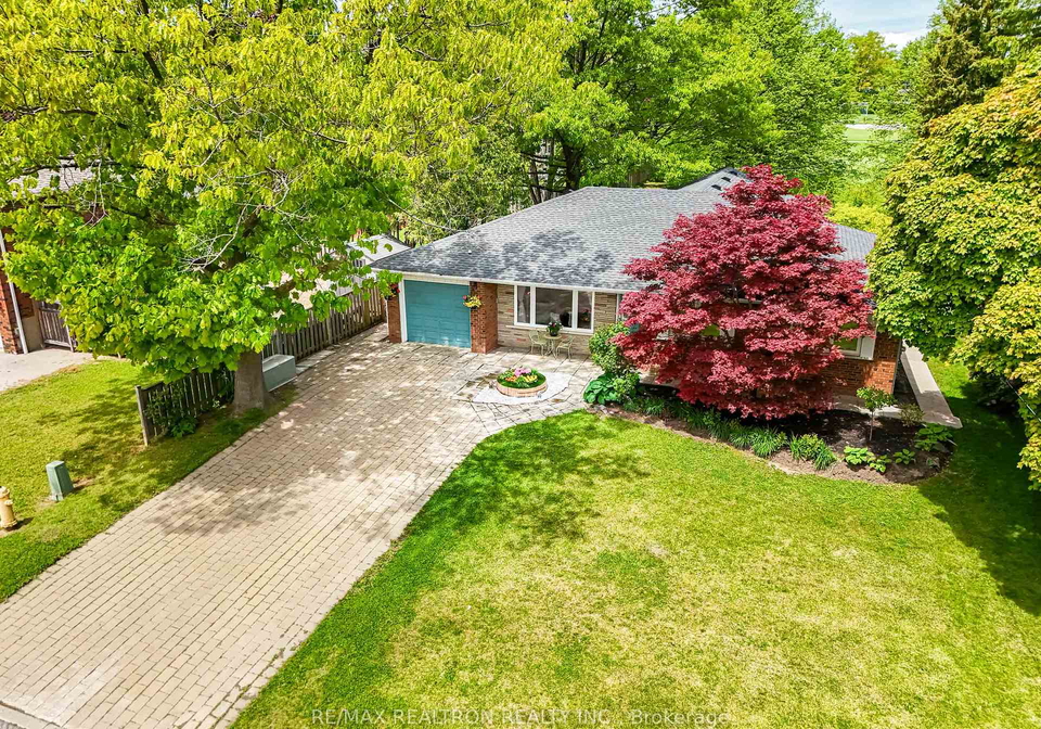 15-lincoln-green-drive-markham-ontario-n13652176