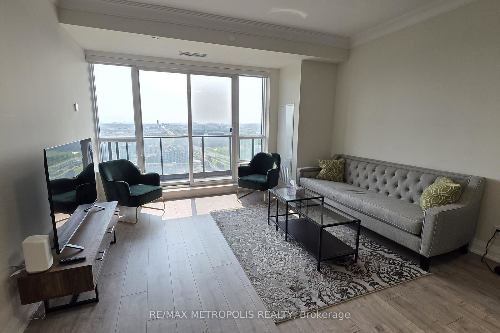 8-water-walk-drive-markham-ontario-n13652264
