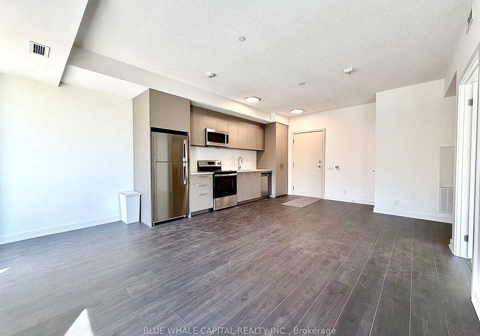 101-cathedral-high-street-markham-ontario-n13652952