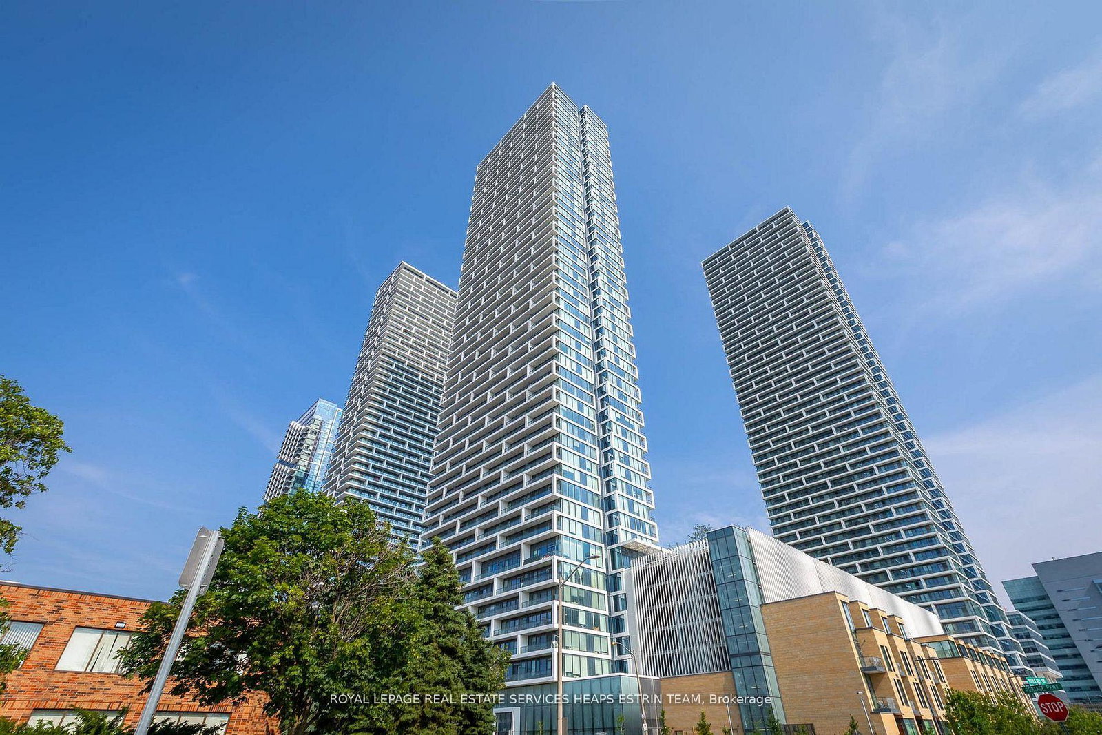 898-portage-parkway-vaughan-ontario-n13653066