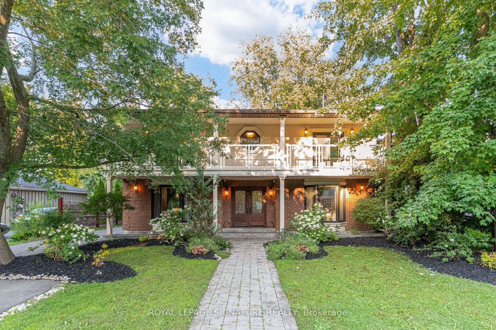 45-pleasant-avenue-east-gwillimbury-ontario-n13653208