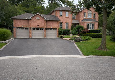 71-treegrove-circle-aurora-ontario-n13653212