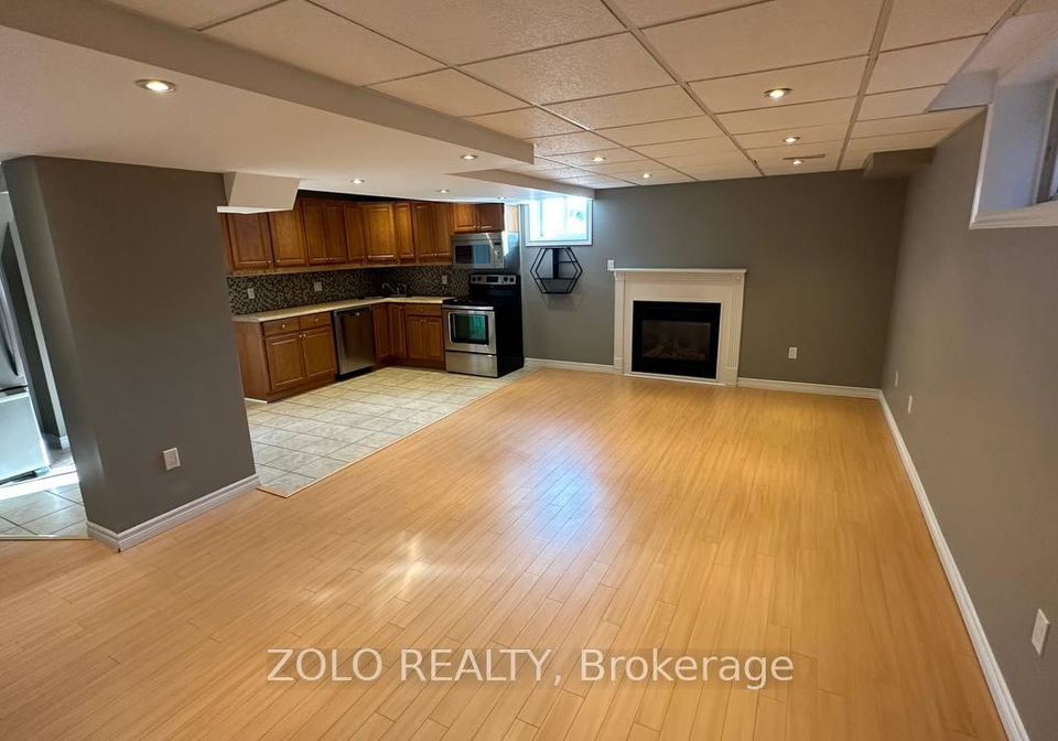 68-milligan-street-e-bradford-west-gwillimbury-ontario-n13653268