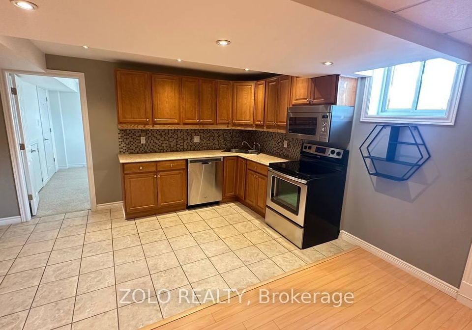 68-milligan-street-e-bradford-west-gwillimbury-ontario-n13653268