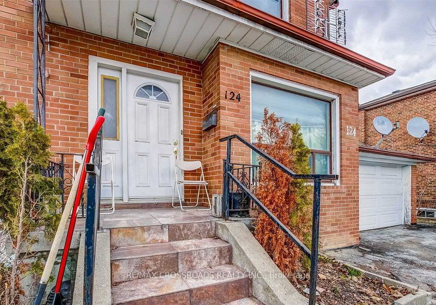 124-major-mackenzie-drive-e-richmond-hill-ontario-n13653274