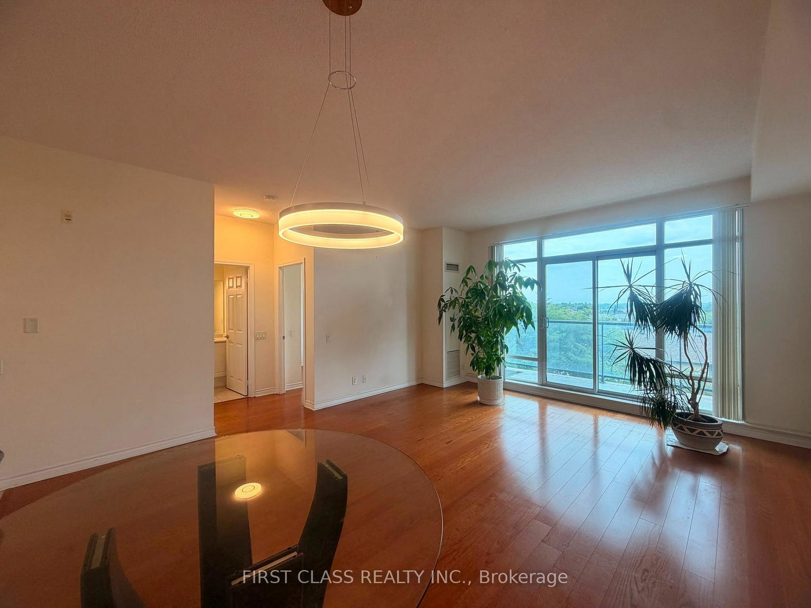 11121-yonge-street-richmond-hill-ontario-n13653340