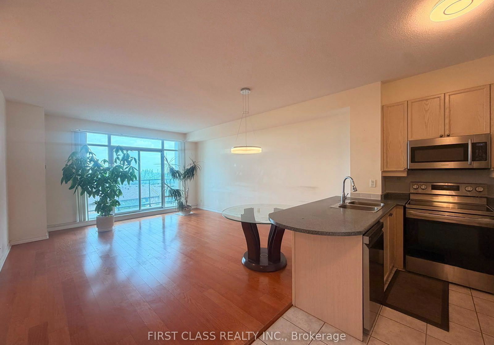11121-yonge-street-richmond-hill-ontario-n13653340