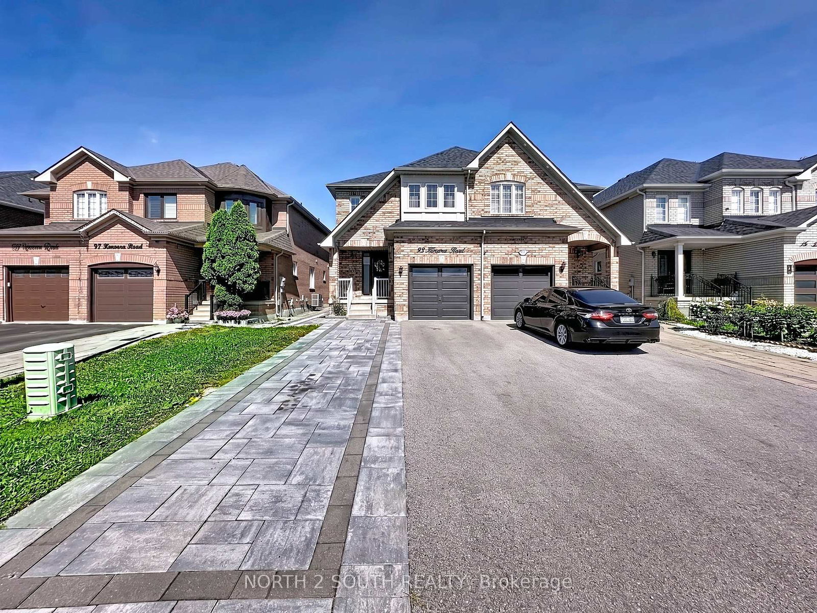 93-komura-road-vaughan-ontario-n13653380