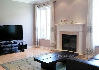 16-brocton-avenue-richmond-hill-ontario-n13653396