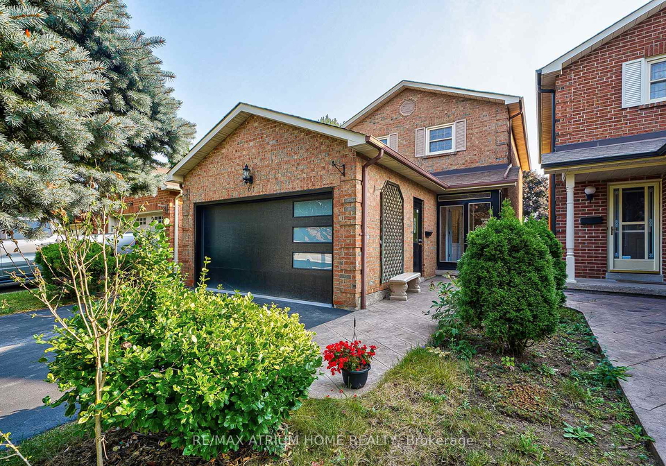 61-trothen-circle-markham-ontario-n13653446