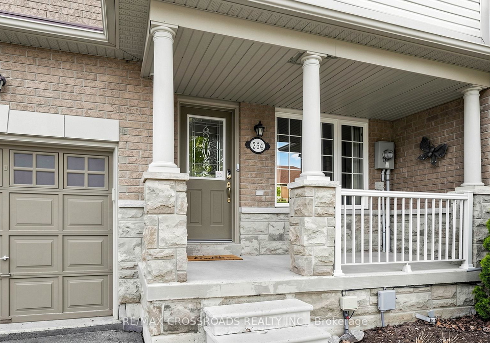 264-coachwhip-trail-newmarket-ontario-n13653546