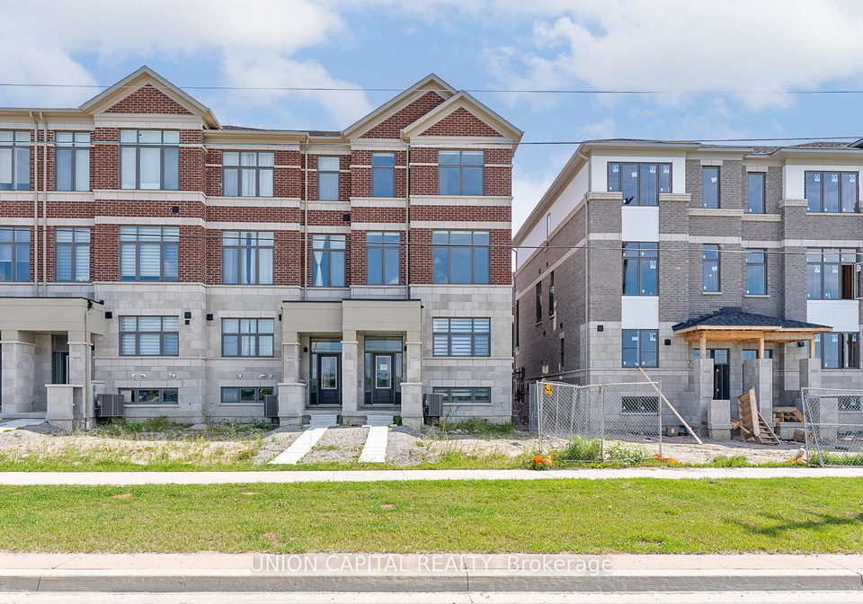 11437-leslie-street-richmond-hill-ontario-n13653660