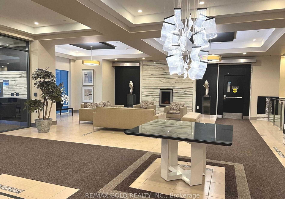 75-south-town-centre-boulevard-markham-ontario-n13653886