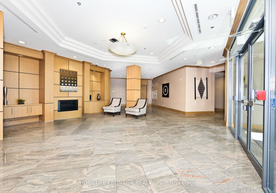 185-oneida-crescent-richmond-hill-ontario-n13654376