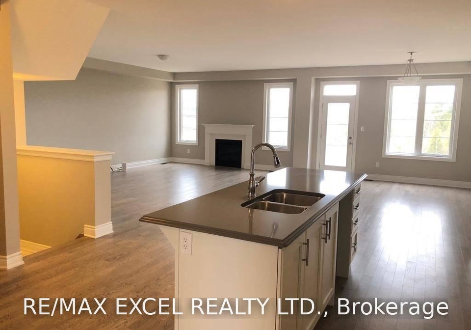 152-william-f-bell-parkway-richmond-hill-ontario-n13654490