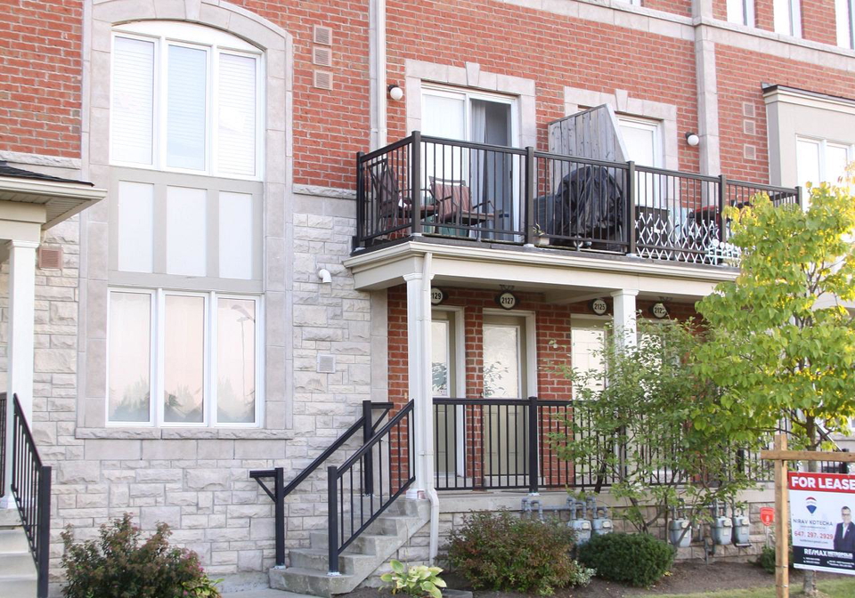 2127-bur-oak-avenue-markham-ontario-n13654658