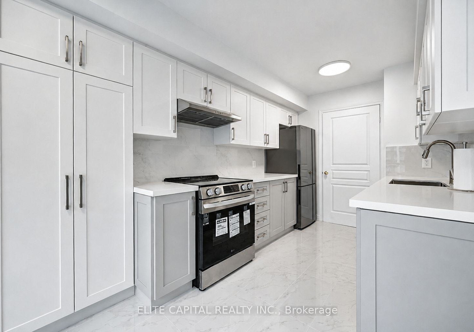 9015-leslie-street-richmond-hill-ontario-n13654816